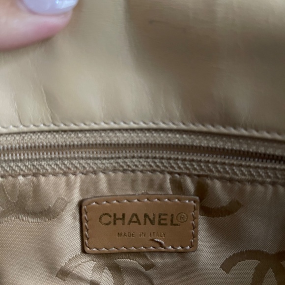Chanel Wild Stitch beige flap bag - Picture 5 of 10